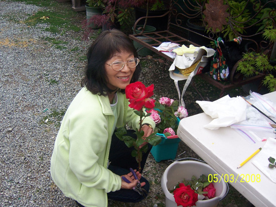 Exhibitors at Rose Show 004