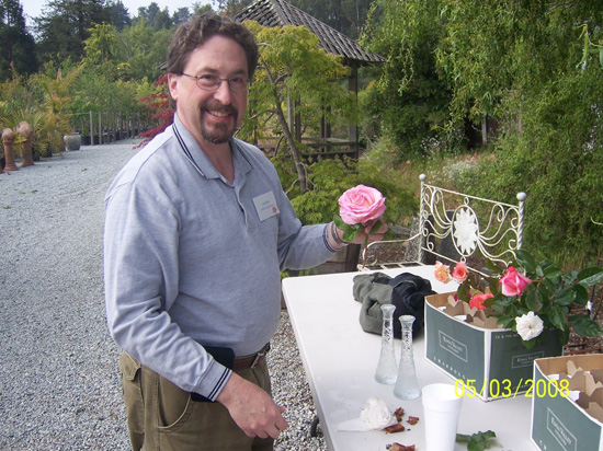 Exhibitors at Rose Show 011